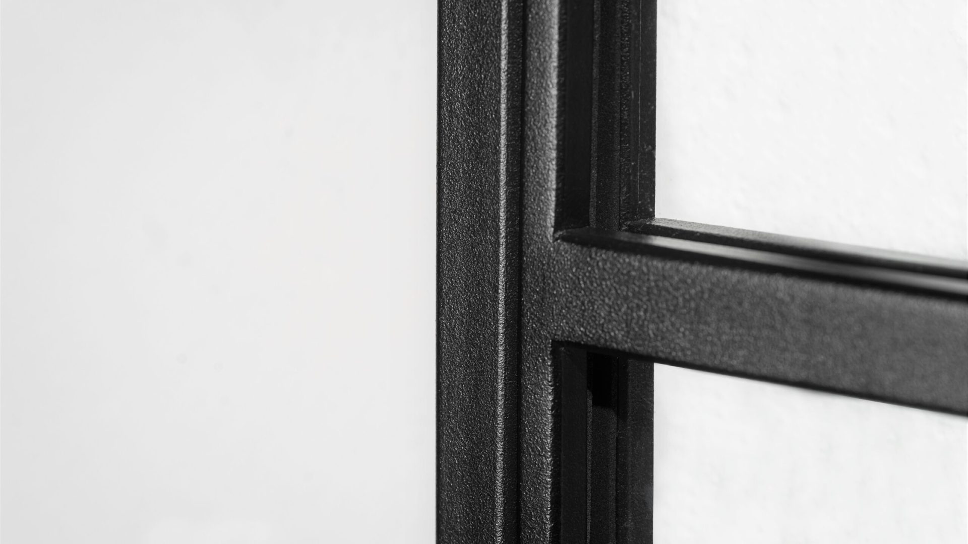 Portamet Edge Connection